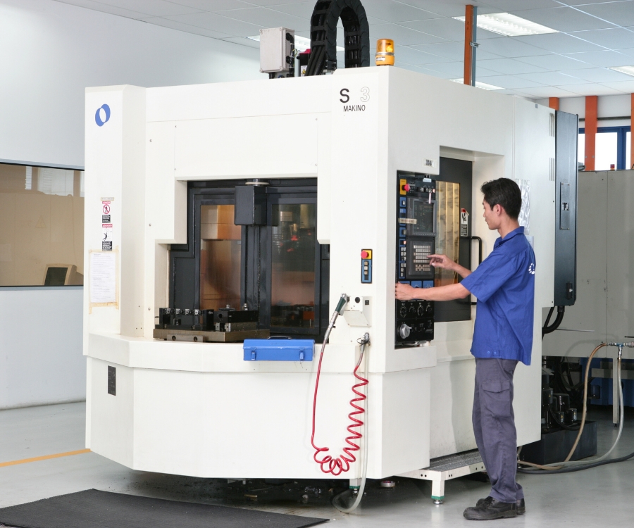 Why Does Material Selection Impact Precision Machining